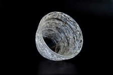 Delicate ‘threads’ of glass reminiscent of the gossamer trail of a spider are spun into this elegant vessel by Canadian artist, Julia Reimer… Image 2