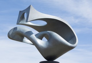 This abstract sculpture, presents a diff erent shape and motion from every angle.