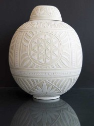 This beautifully detailed large porcelain vessel was created by ceramicist Loren Kaplan.