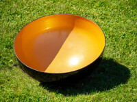 Based the Tibetan singing bowls, this stainless steel outdoor sculpture bowl by Marlene Hilton Moore is powder coated gold on the inside and… Image 2