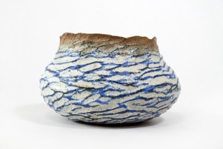 The handsome contemporary ceramics of Bill Greaves grace galleries here in Ontario and in New York City.