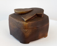 This contemporary ceramic box is made by Bruce Cochrane. Image 2