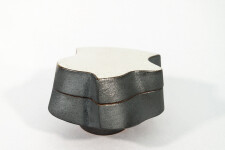 This contemporary ceramic box is made by Bruce Cochrane. Image 2