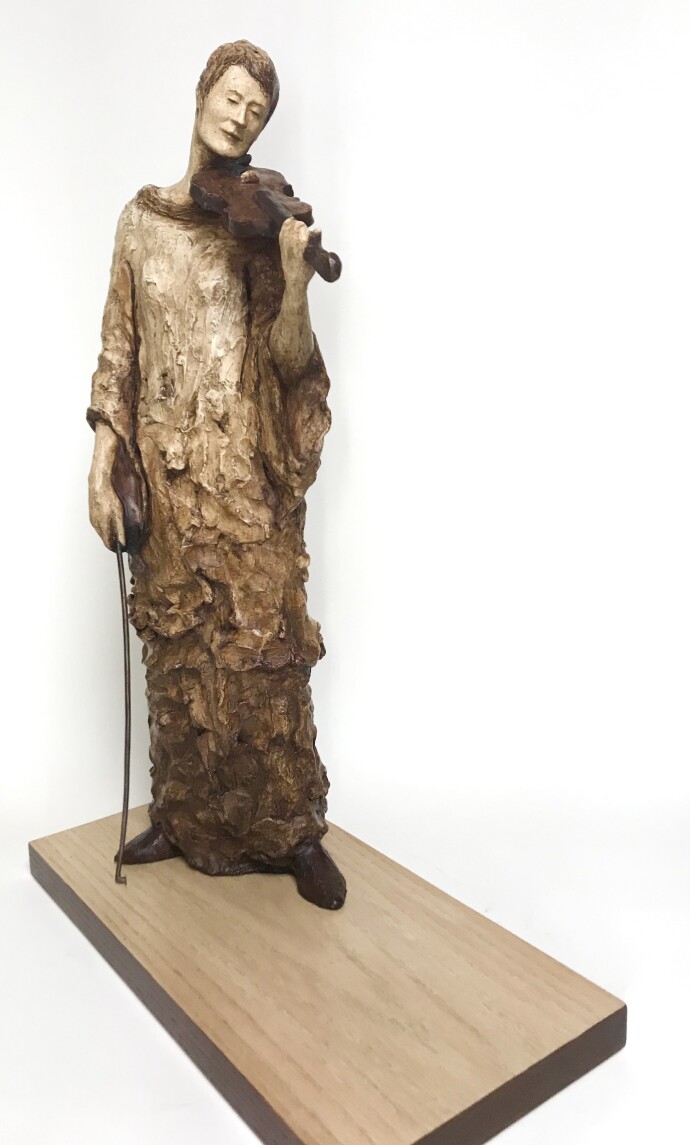A love of playing and listening to music inspired this classically beautiful figurative sculpture by Frances Semple.