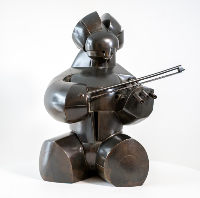 This contemporary bronze table top sculpture of a violinist is by Howard Newman.
