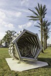 This stunning outdoor sculpture by American artist Jason Kimes was inspired by the remarkably complex and beautiful shape of a bird’s nest. Image 4