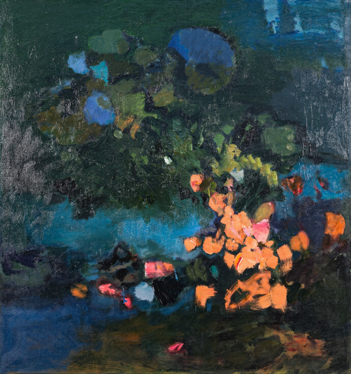 This large abstract contemporary painting by Jennifer Hornyak has a floral theme and features the colour blue.