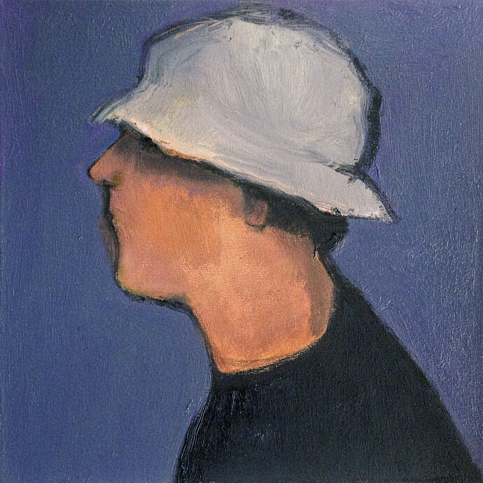 In this simple, striking oil portrait British artist Jennifer Hornyak has captured the image of a young man in profile, casually dressed in …