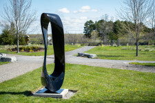 This large outdoor abstract sculpture by Jeremy Guy is hand-forged from stainless steel and finished in a glossy black. Image 5