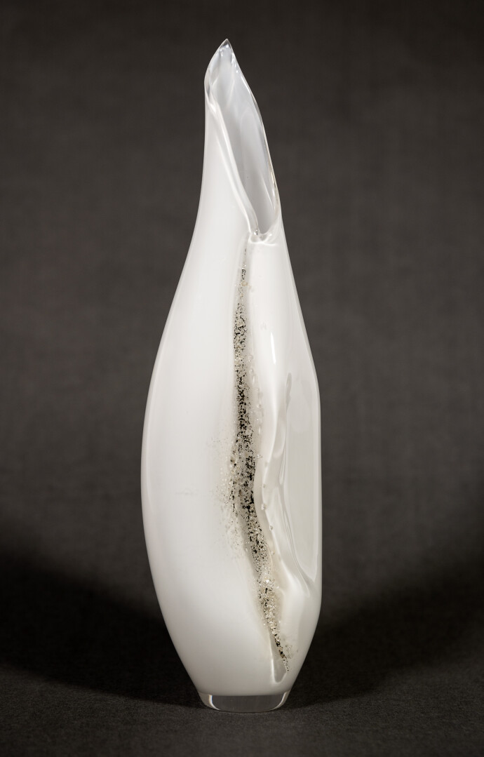 This modern glass black and white vase by Julia Reimer is inspired by nature.