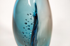 This modern glass blue and grey vase by Julia Reimer is inspired by nature. Image 5