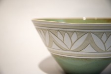Engraved Bowl With Celadon and White No1 Image 2