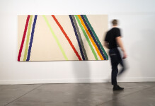 This large contemporary abstract painting by Milly Ristvedt is one of her colourful ribbons series. Image 2