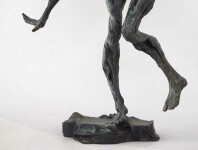 This expressive and elegant sculpture by Canadian artist Richard Tosczak captures the movement of a female figure balancing on one foot. Image 5