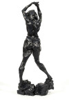 Canadian artist Richard Tosczak captures the beauty and elegance of the human form in his sculptures. Image 4